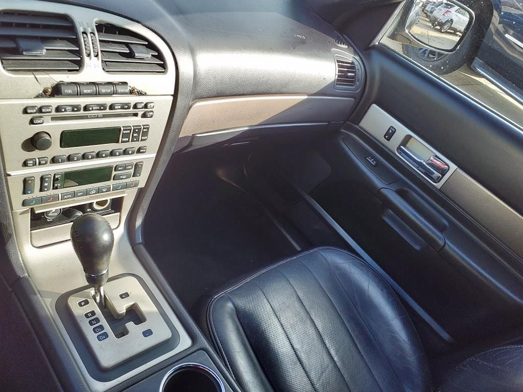 2003 Lincoln LS Sport image 19