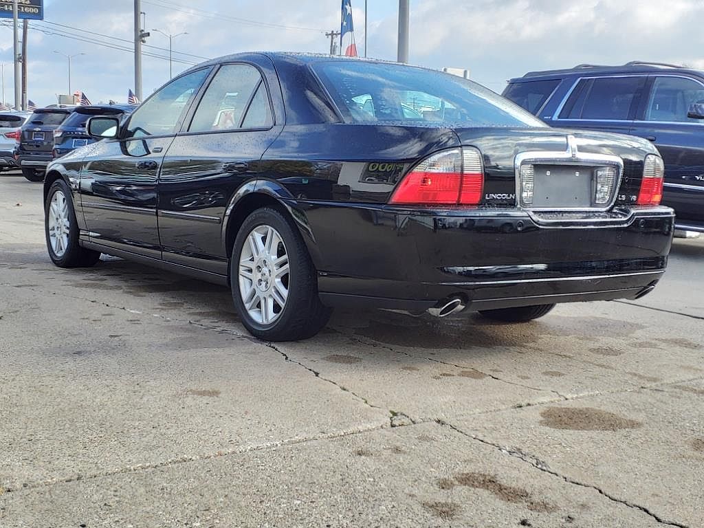 2003 Lincoln LS Sport image 3