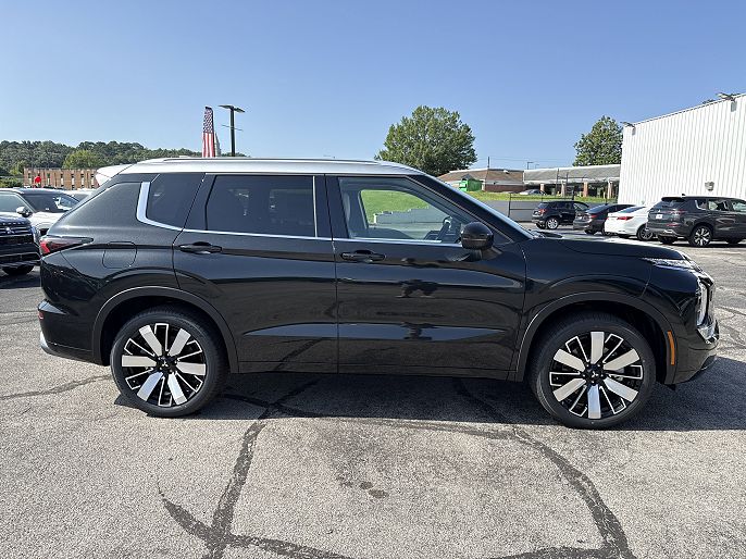 2025 Mitsubishi Outlander
