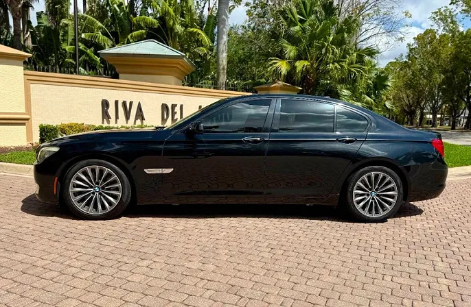 2009 BMW 7 Series