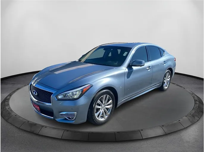 2018 Infiniti Q70