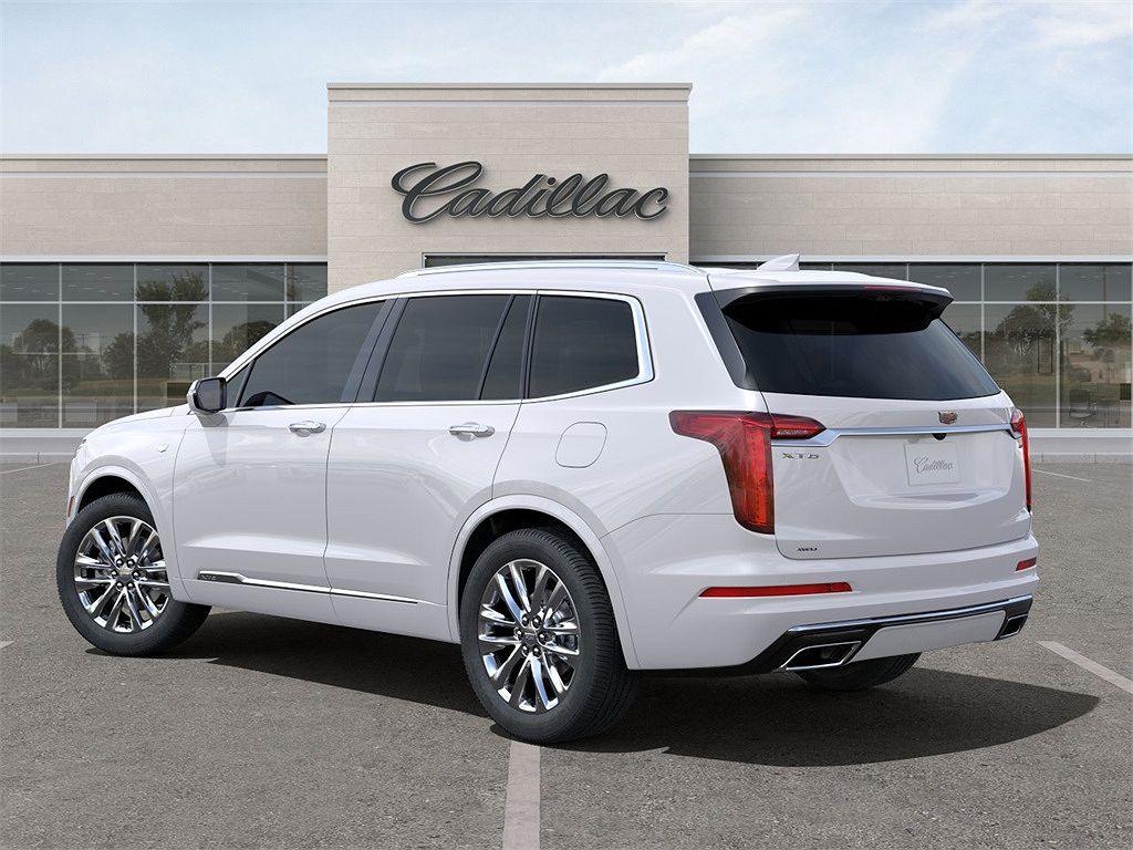 2024 Cadillac XT6 Premium Luxury image 2