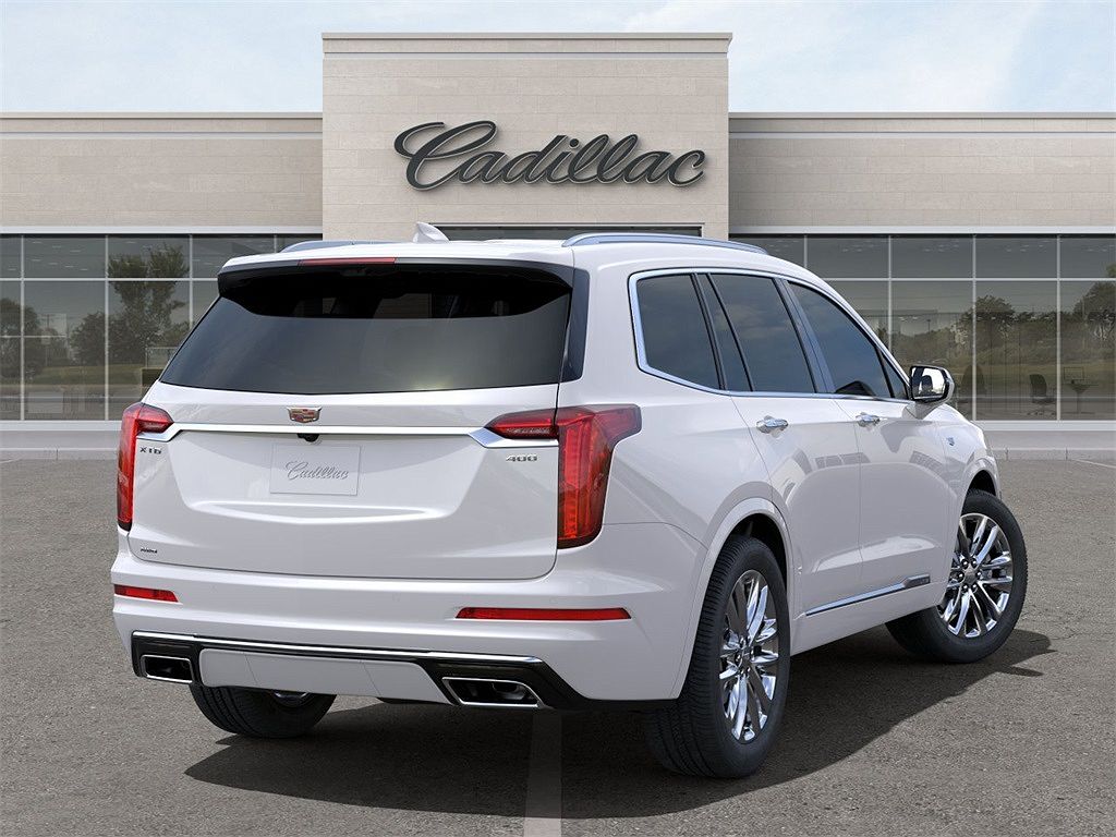 2024 Cadillac XT6 Premium Luxury image 3