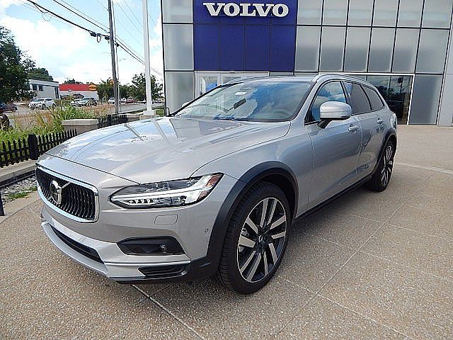 2026 Volvo V90