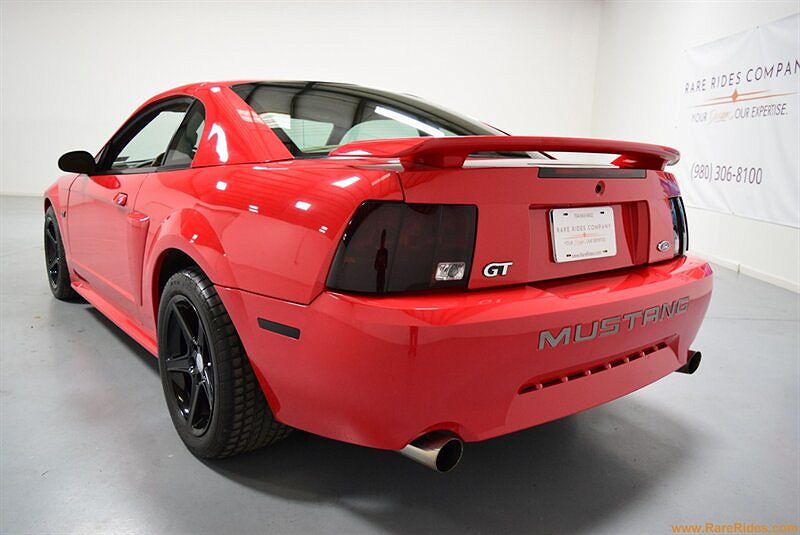 2002 Ford Mustang GT image 2