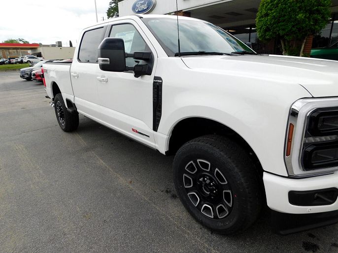 2025 Ford F-250