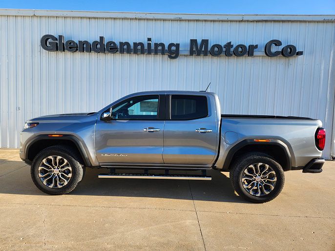 2025 GMC Canyon