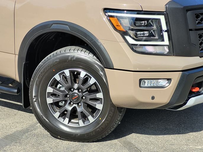 2021 Nissan Titan