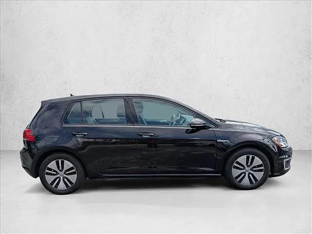 2016 Volkswagen e-Golf