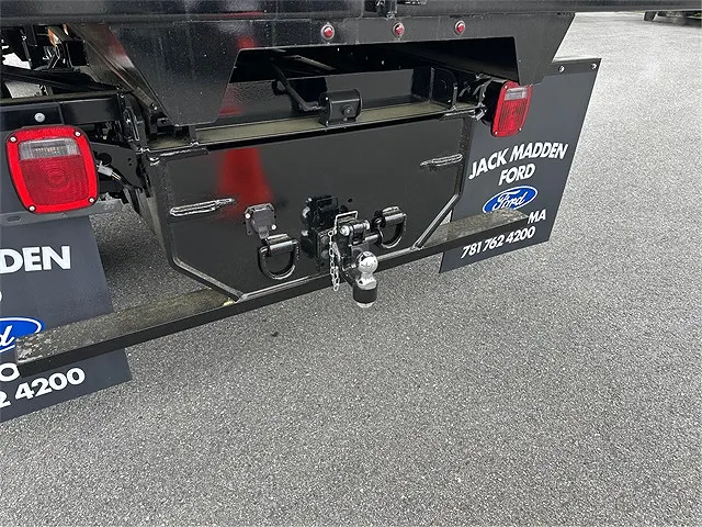 2025 Ford F-550