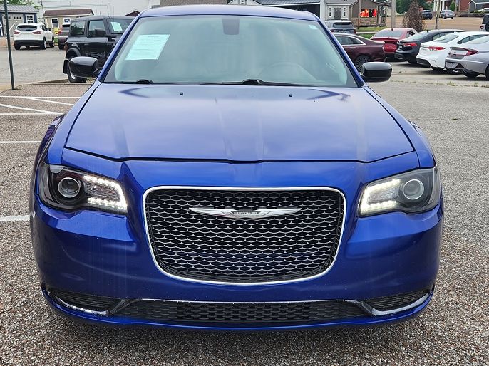 2018 Chrysler 300