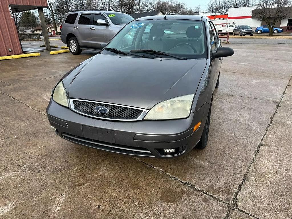 2005 Ford Focus S image 1