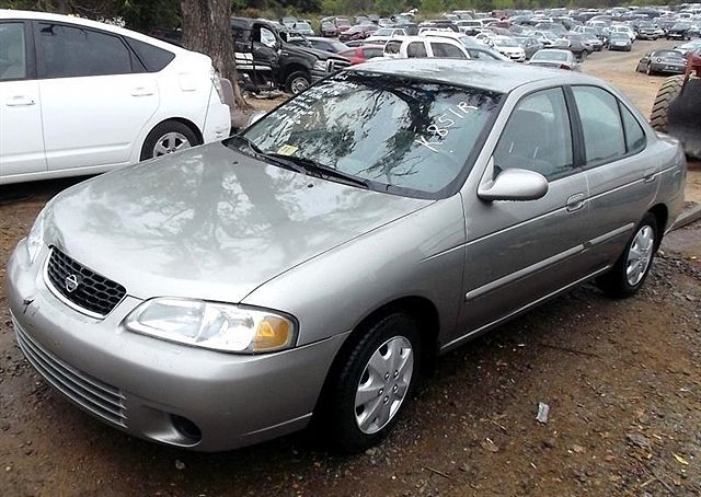 2002 Nissan Sentra XE image 0