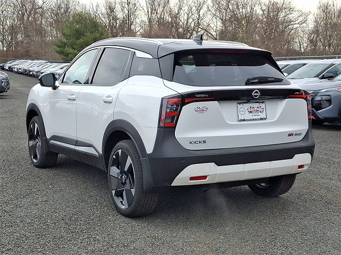2025 Nissan Kicks
