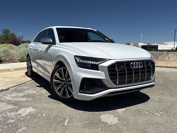 2023 Audi SQ8