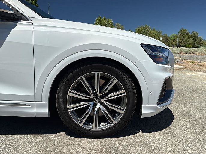 2023 Audi SQ8
