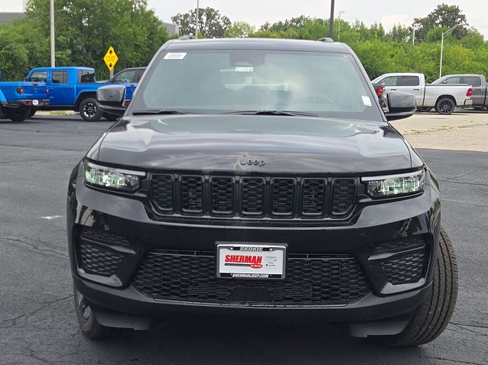 2025 Jeep Grand Cherokee