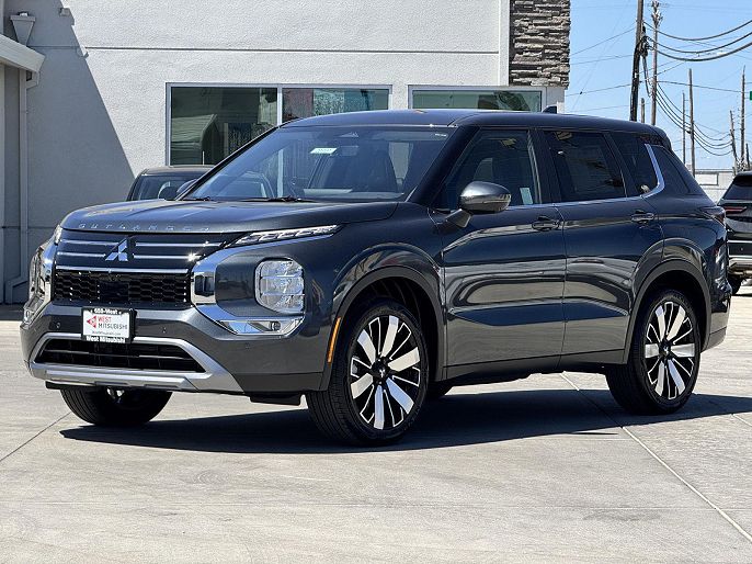 2025 Mitsubishi Outlander