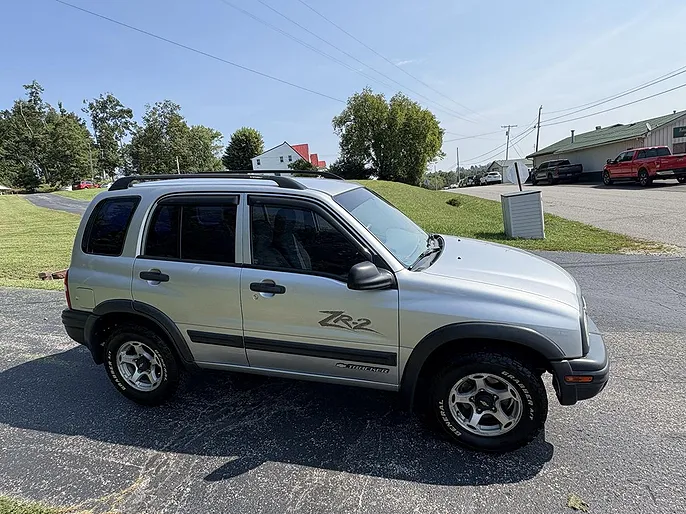 2001 Chevrolet Tracker