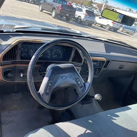 1989 Ford F-150 null image 5