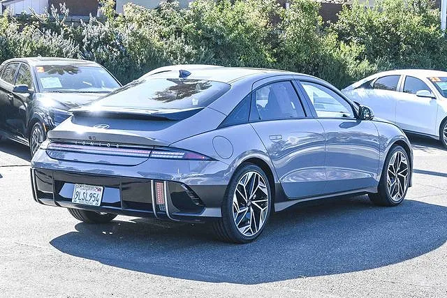 2024 Hyundai Ioniq 6