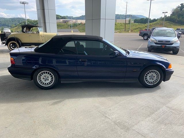 1994 BMW 3 Series 325ic image 7