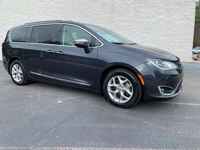 2020 Chrysler Pacifica Limited image 0
