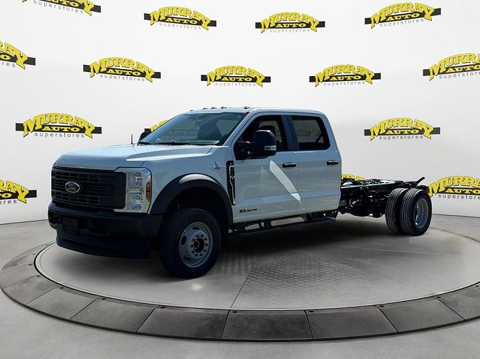2025 Ford F-550