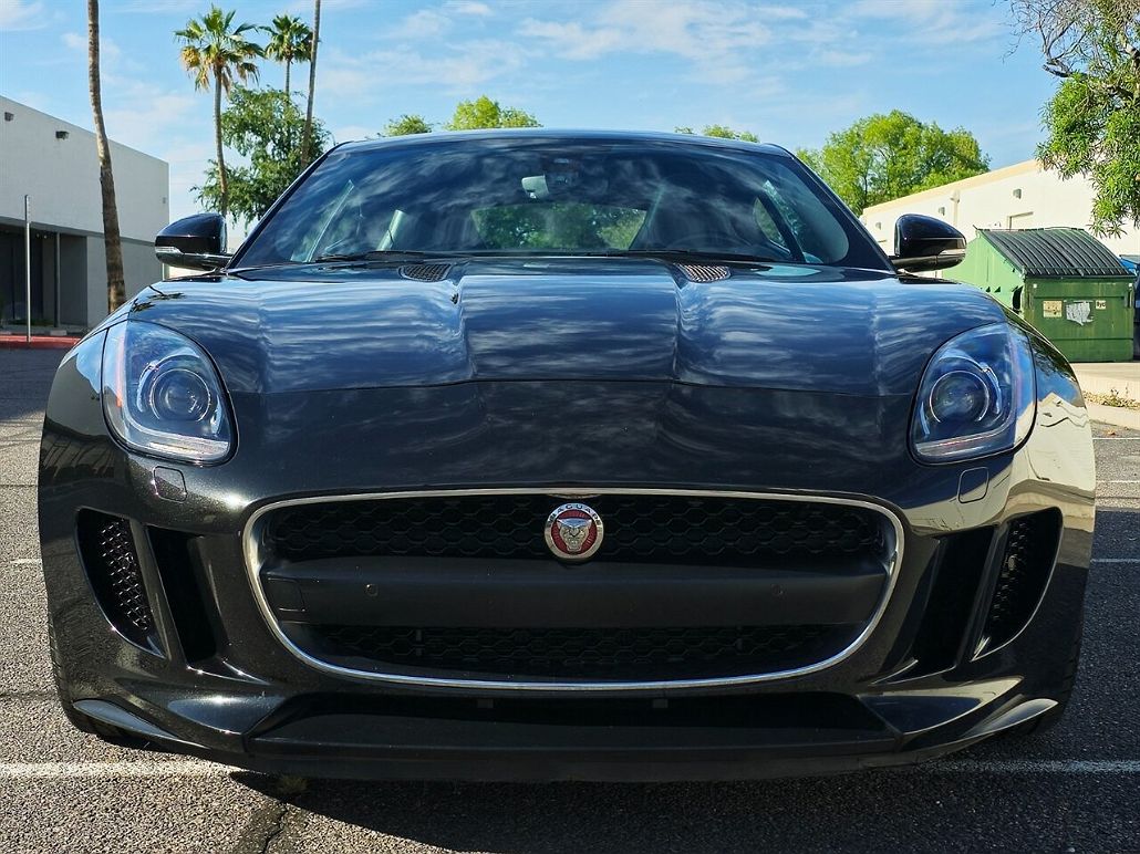 2017 Jaguar F-Type Premium image 3
