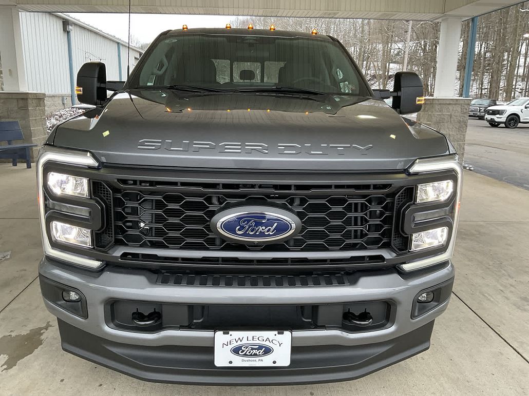 2024 Ford F-350 XL image 1