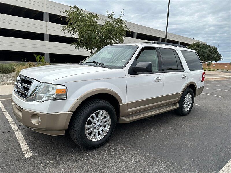 2014 Ford Expedition XLT image 0