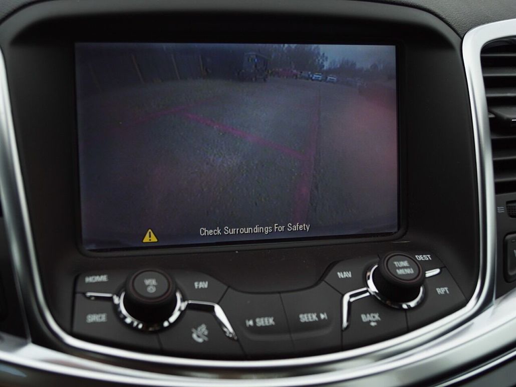 2014 Chevrolet SS null image 2