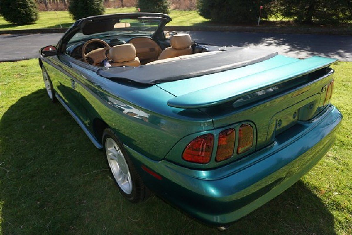 1996 Ford Mustang GT image 13