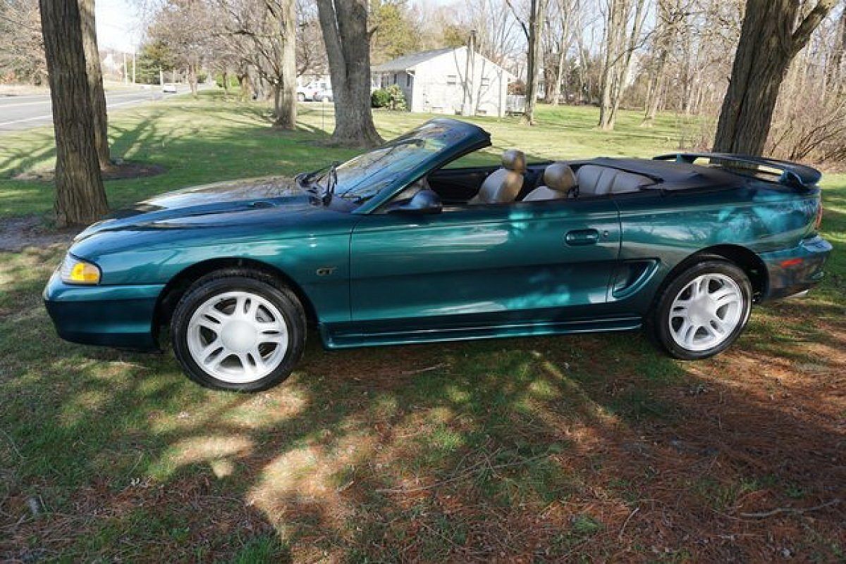1996 Ford Mustang GT image 37