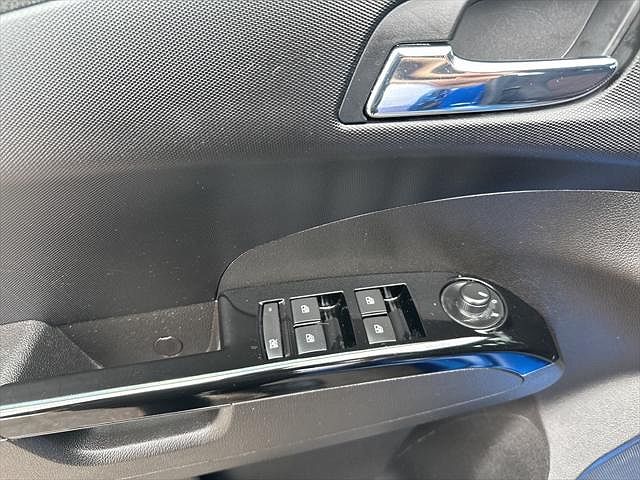 2019 Chevrolet Sonic LT image 13