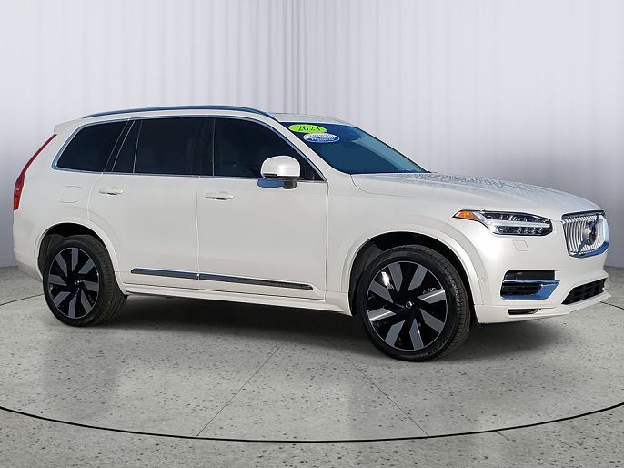 2023 Volvo XC90