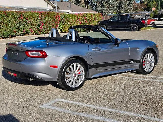 2017 Fiat 124 Spider