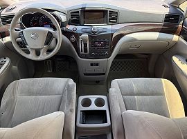 2015 Nissan Quest