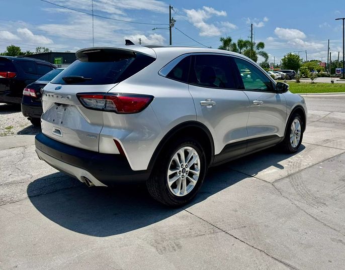 2020 Ford Escape