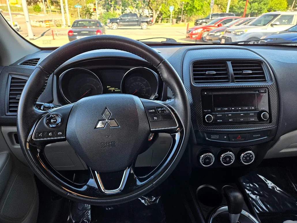 2017 Mitsubishi Outlander Sport ES image 5