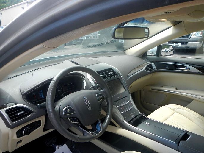 2014 Lincoln MKZ