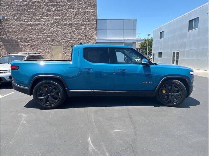 2022 Rivian R1T
