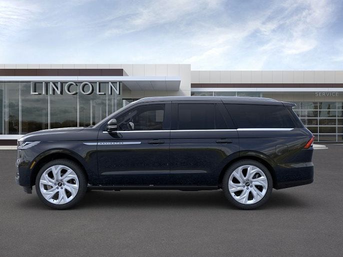 2025 Lincoln Navigator