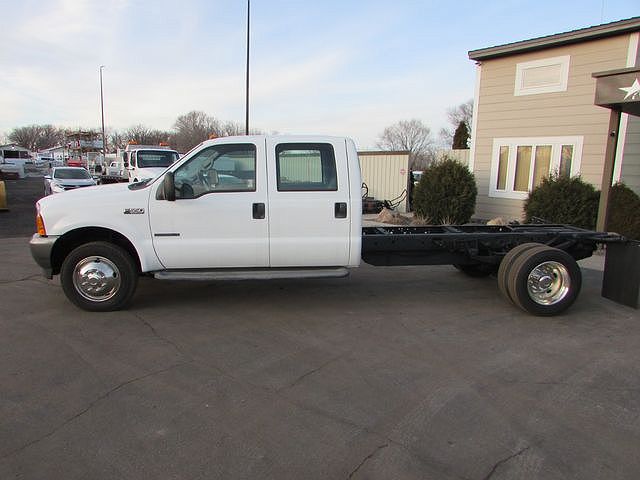 2001 Ford F-550 null image 1