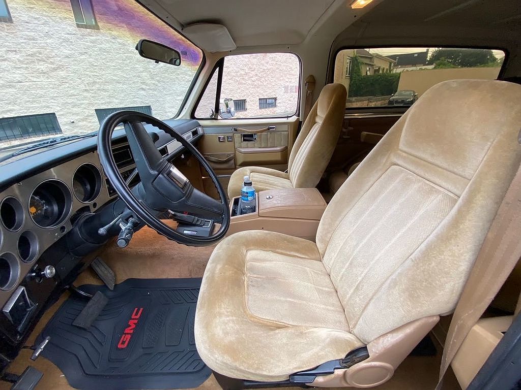 1987 GMC Jimmy null image 5