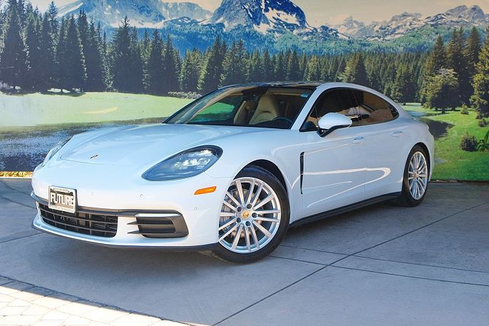 2017 Porsche Panamera