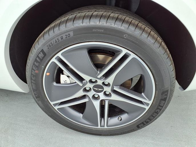 2026 Genesis GV70