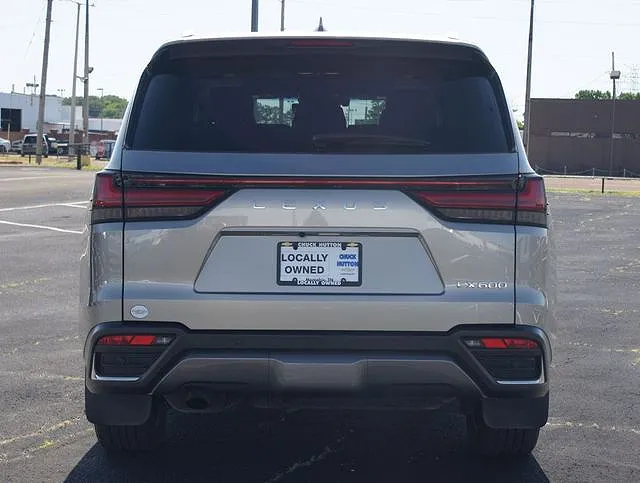 2024 Lexus LX