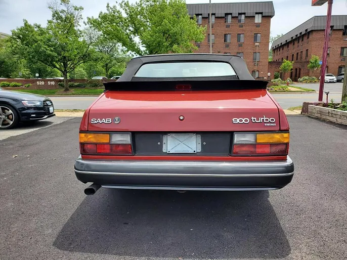 1987 Saab 900