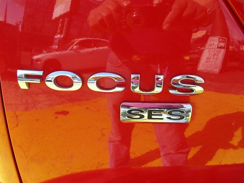 2006 Ford Focus SES image 19